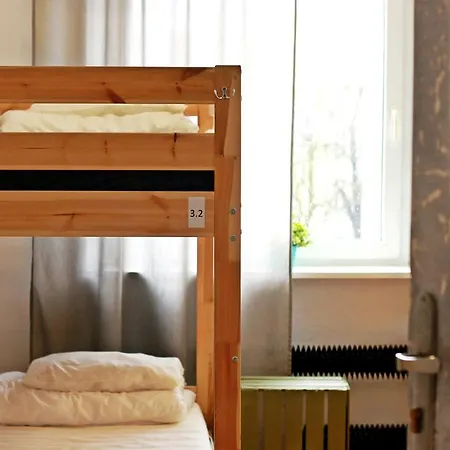 Wigwam Hostel *